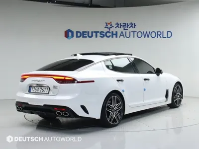Kia Stinger 2021, 58415 км, за 29990000 KRW - фото 2