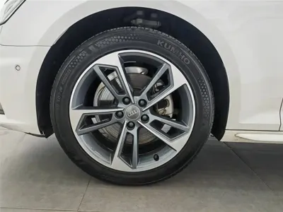 Audi A4L 2019, 60700 км, за 92800 CNY - фото 17