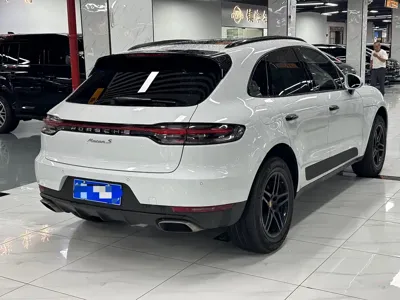 Porsche Macan 2020, 37000 км, за 218000 CNY