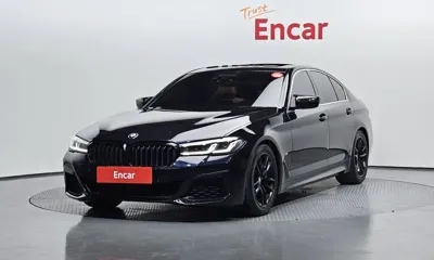 BMW 5-Series · 2021 год
