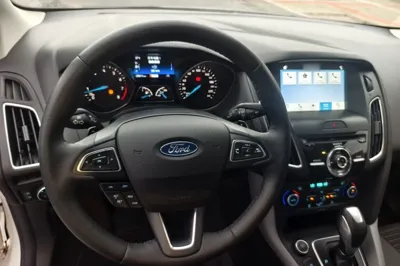 Ford Focus 2017, 28900 км, за 61260.77 CNY - фото 24