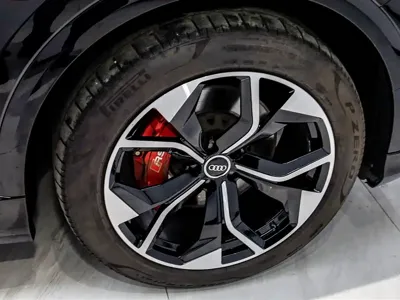 Audi Q8 2023, 59200 км, за 378000 CNY - фото 19