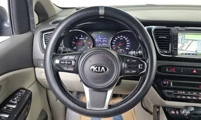 Kia Canival 2016, 165504 км, за 9700000 KRW - фото 15