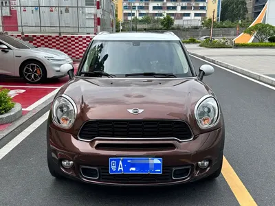 MINI Mini Countryman 2013, 90000 км, за 39800 CNY