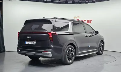Kia Canival 2024, 27678 км, за 30000000 KRW