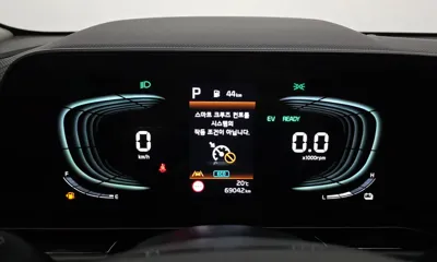 Kia Niro 2024, 69042 км, за 21900000 KRW - фото 8