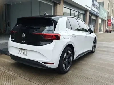 Volkswagen ID.3 2025, 30000 км, за 87800 CNY