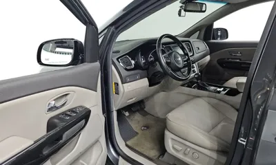 Kia Canival 2015, 118351 км, за 8990000 KRW - фото 10