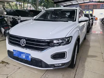 Volkswagen T-Roc · 2020 год