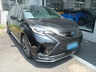 Toyota Granvia 2024, 112400 км, за 189100 CNY
