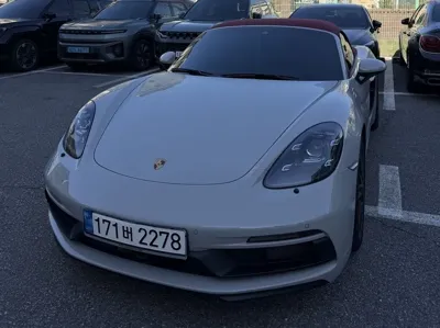 Porsche 718 2022, 18000 км, за 90770000 KRW - фото 2