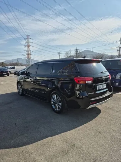 Kia Canival 2015, 136838 км, за 10500000 KRW