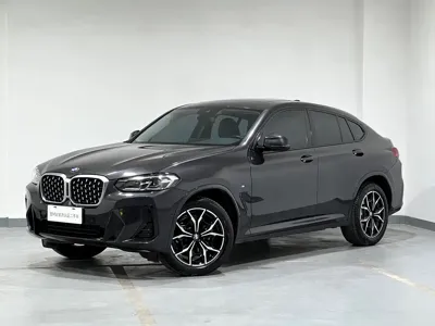 BMW X4 2023, 38000 км, за 220400 CNY