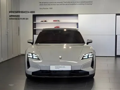 Porsche Taycan 2025, 8520 км, за 199000000 KRW