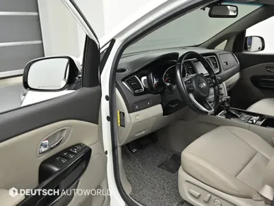 Kia Canival 2018, 37012 км, за 14990000 KRW - фото 11