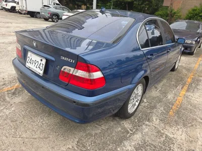 BMW 3-Series 2002, 160000 км, за 7400000 KRW