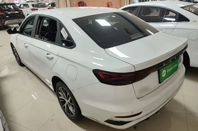 Geely Auto Emgrand 2025, 17400 км, за 64335.98 CNY