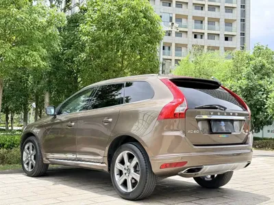 Volvo XC60 (Import) 2013, 90000 км, за 38800 CNY