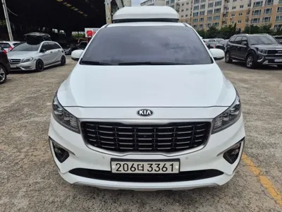 Kia Canival · 2019 год