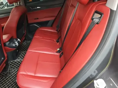 Alfa Romeo Stelvio 2022, 30400 км, за 156200 CNY - фото 17