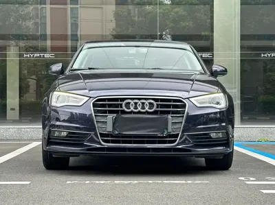 Audi A3 2016, 100000 км, за 36000 CNY