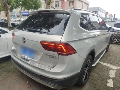 Volkswagen Tiguan L 2017, 89500 км, за 64200 CNY - фото 7