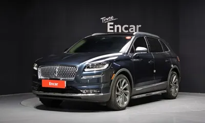 Lincoln Nautilus · 2022 год