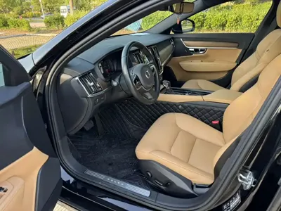 Volvo S90 2019, 60000 км, за 109900 CNY - фото 9