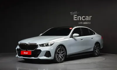 BMW 5-Series · 2026 год