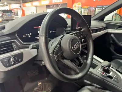 Audi A4L 2021, 101000 км, за 115800 CNY - фото 11