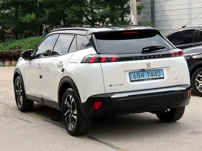 Peugeot 2008 2023, 23183 км, за 23500000 KRW