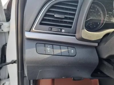 Hyundai Avante 2018, 114000 км, за 10800000 KRW - фото 16