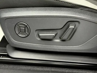 Audi Q3 2022, 40000 км, за 168800 CNY - фото 8