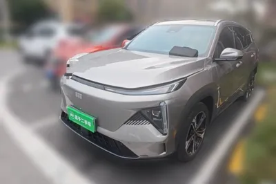 Geely Galaxy L7 · 2023 год