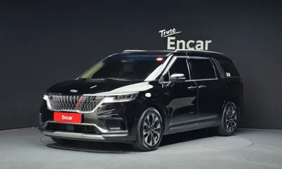 Kia Canival · 2021 год