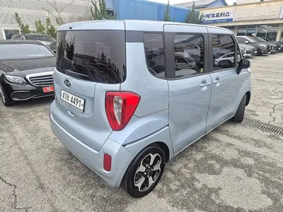 Kia Ray 2012, 83457 км, за 5700000 KRW - фото 2