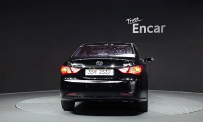 Hyundai Sonata 2010, 160351 км, за 3300000 KRW - фото 4