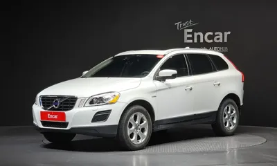 Volvo XC60 · 2013 год