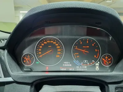 BMW 3-Series 2016, 148049 км, за 10000000 KRW