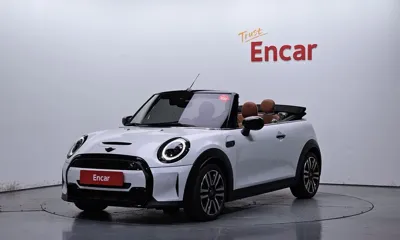 MINI Cooper Convertible · 2024 год
