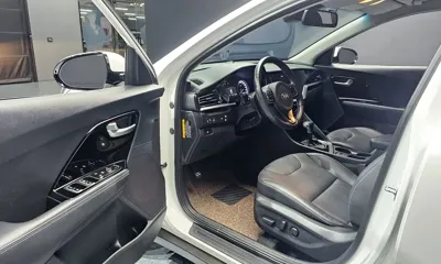 Kia Niro 2020, 77567 км, за 19800000 KRW - фото 10