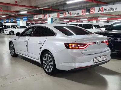 Renault-KoreaSamsung SM6 2017, 138905 км, за 6800000 KRW