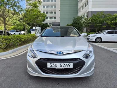 Hyundai Sonata 2012, 69521 км, за 6600000 KRW