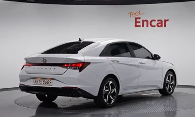 Hyundai Avante 2023, 90031 км, за 16490000 KRW