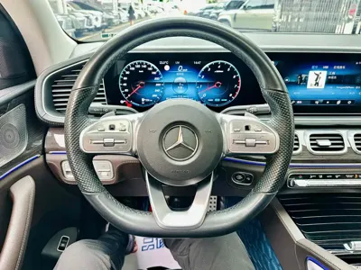 Mercedes-Benz GLS 2022, 67000 км, за 658000 CNY - фото 8