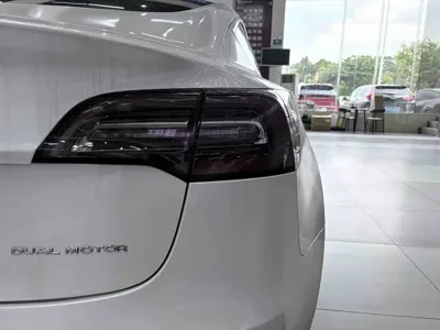 Tesla Model 3 2019, 64000 км, за 113800 CNY - фото 8