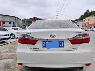 Toyota Camry 2017, 120000 км, за 55800 CNY