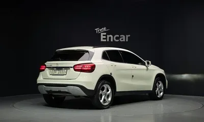 Mercedes-Benz GLA-Class 2018, 79979 км, за 11000000 KRW