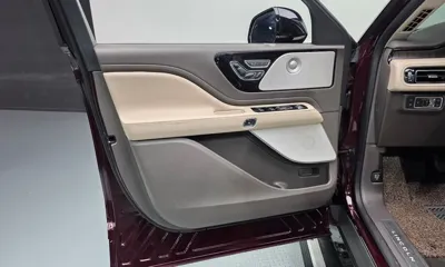 Lincoln Aviator 2020, 66387 км, за 44990000 KRW - фото 24