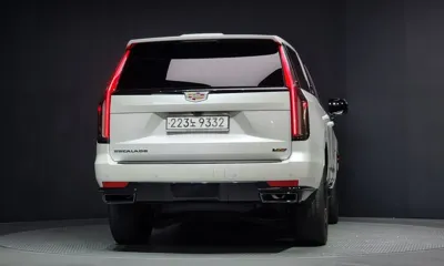 Cadillac Escalade 2023, 65875 км, за 88000000 KRW - фото 4